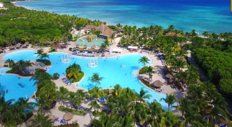 Grand Palladium Palace Resort