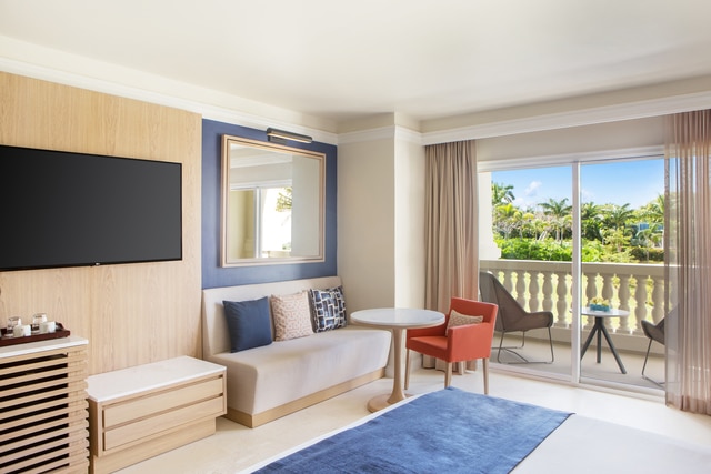 Hyatt-Zilara-Rose-Hall-King-Room.jpg